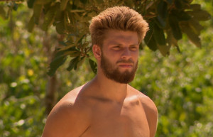 Who has the lowest percentage?